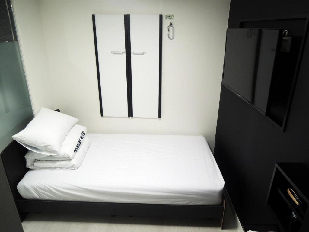 Ekonomy Hotel Nampo Пусан Экстерьер фото