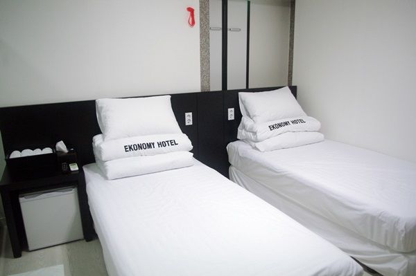 Ekonomy Hotel Nampo Пусан Экстерьер фото